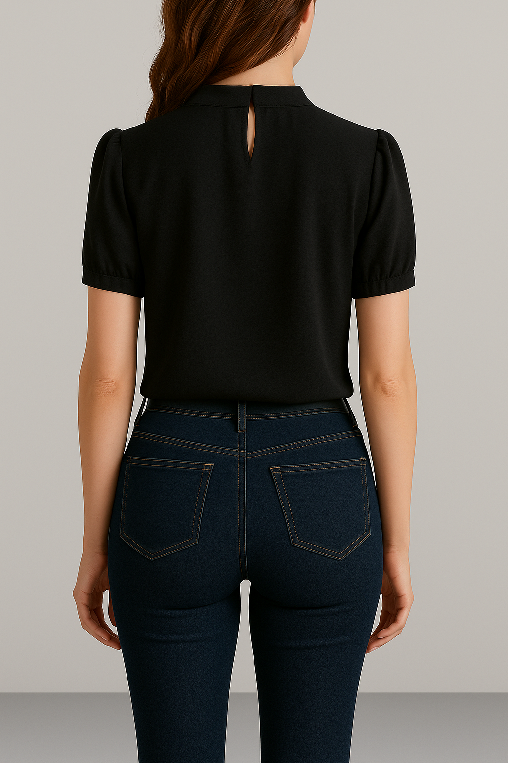 INGE™ | ELEGANCJA CZARNEJ BLUZKI Z ROZCIĘCIAMI