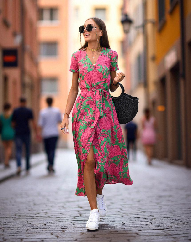 SERELINA™ | ELEGANCKA SUKIENKA Z DEKOLTEM W SEREK I ZAKRYCIEM BRZUCHA